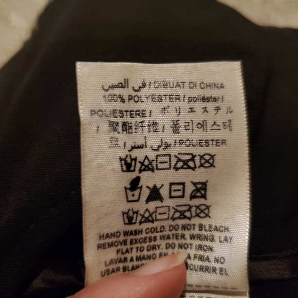 G by Guess Medium Black Jacket - Picture 5 of 5